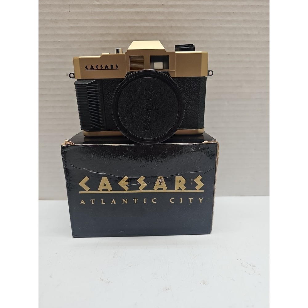 VINTAGE CAESARS ATLANTIC CITY SOUVENIR 35MM FILM CAMERA  GOLD CASE